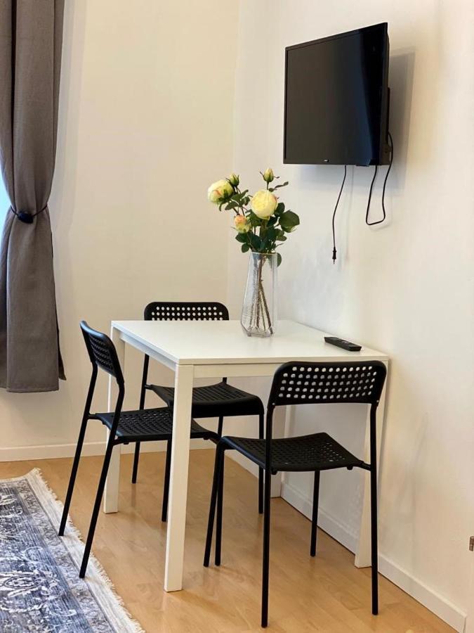 City Centre Apartment Вена Экстерьер фото