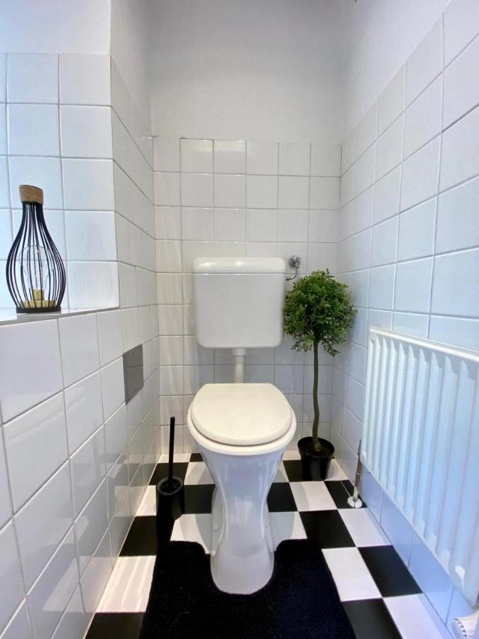 City Centre Apartment Вена Экстерьер фото